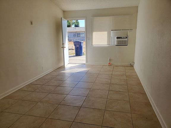 2nd image of 254 E 10th St