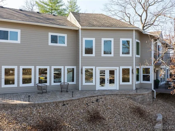 37 Bodine Ct, Sunrise Beach, MO 65079