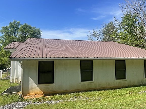 4th image of 2035 Oneil Rd