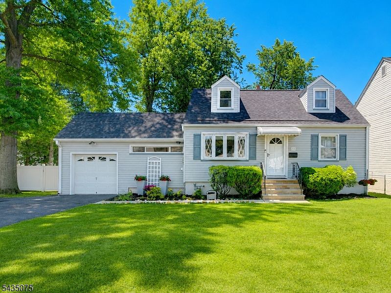 1st image of 513 Quinton Ave