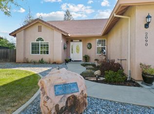 2090 Vista Del Lago Dr, Valley Springs, CA 95252