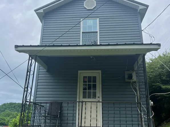 6089 Highway 7, Garrett, KY 41630