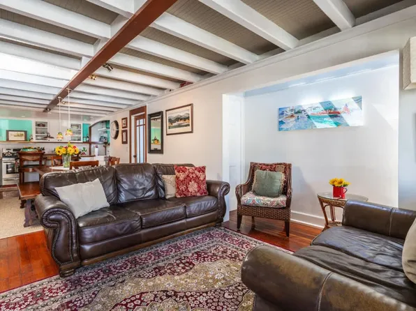(undisclosed Address), Newport Beach, CA 92661