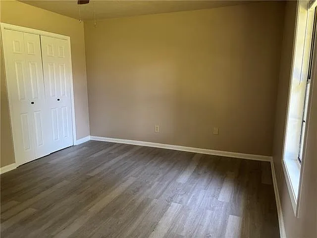 14193 Lindsay Dr — Photo 10