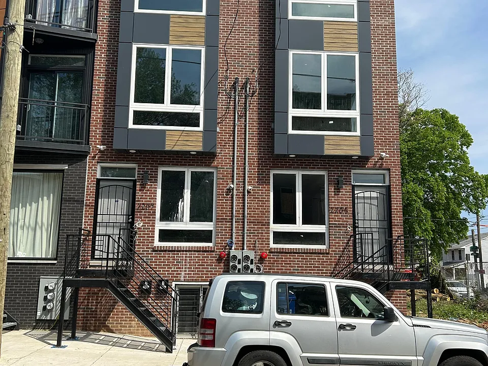 2205 N Franklin St #1