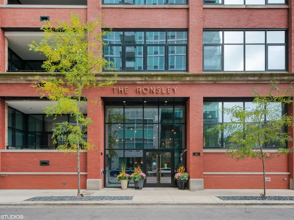 676 N Kingsbury St #201, Chicago, IL 60654