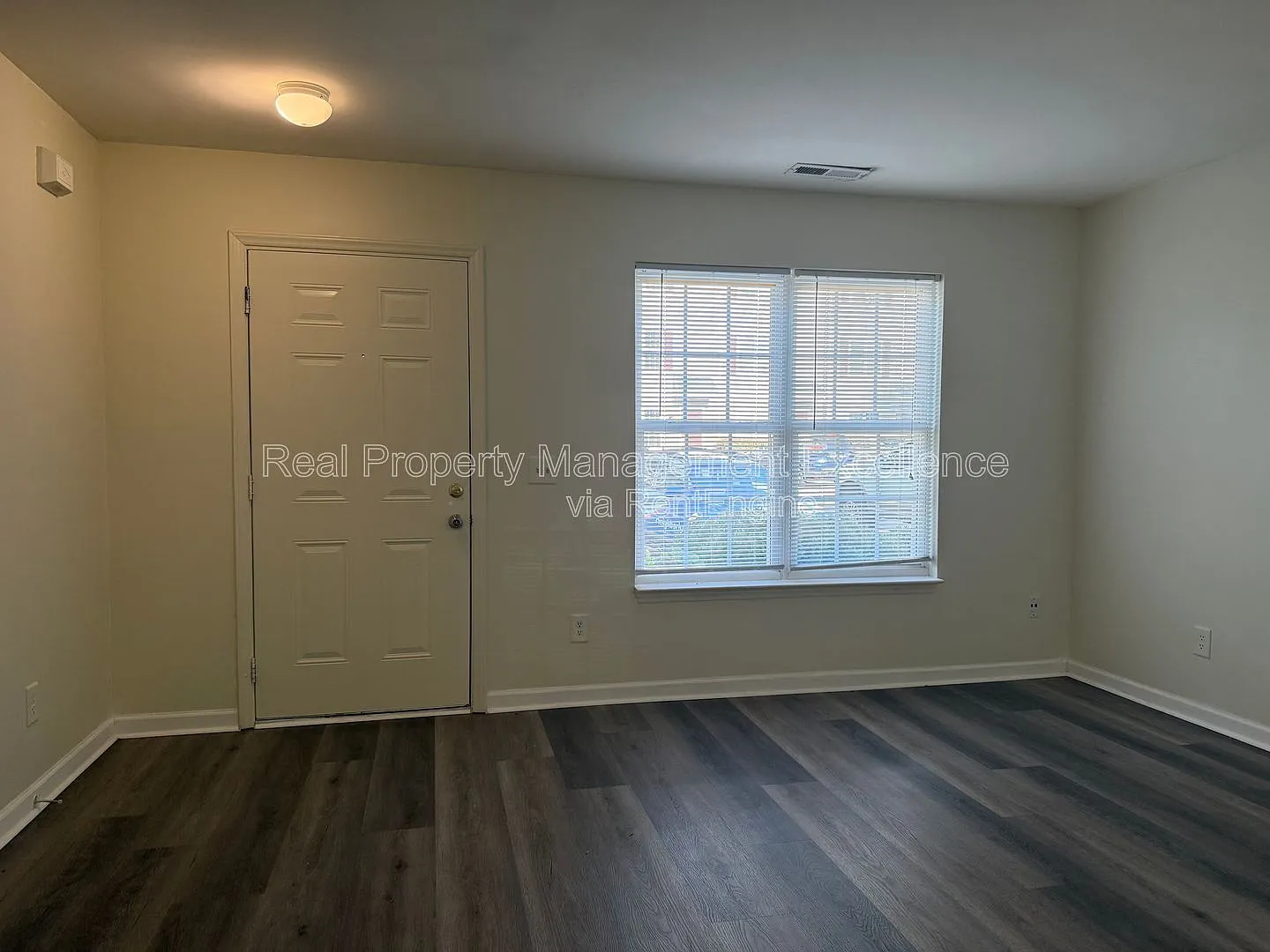 1 bed, 1.0 bath, $650 — Photo 4