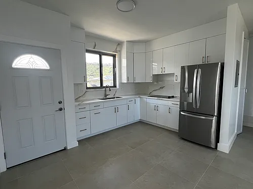 1337 9th Ave #C Photo 1