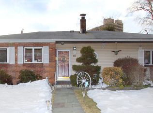 66 Barrington Rd, Bronxville, NY 10708