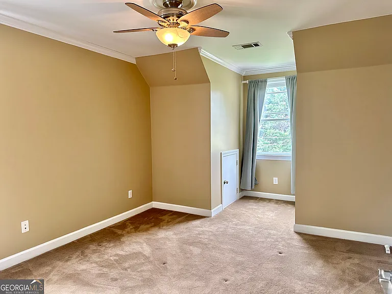 1594 Hardin Ave — Photo 17