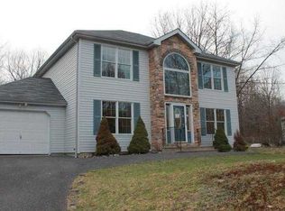 161 Granite Rd, Long Pond, PA 18334