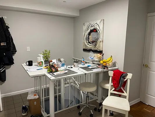 Rented by 18 REALTY | media 9