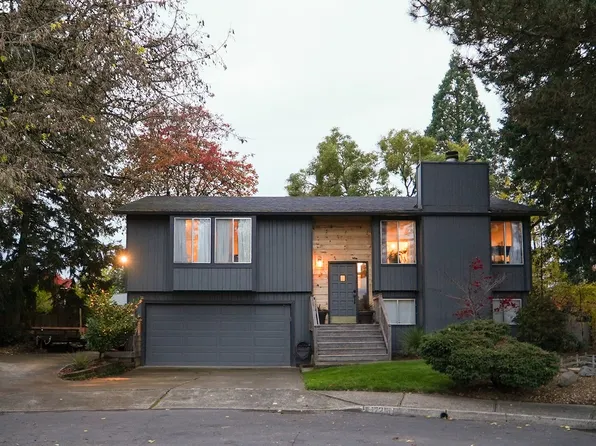 17215 NW Valsetz Ct, Beaverton, OR 97006