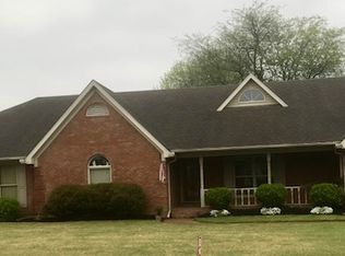 612 N Ridgeway Dr, Blytheville, AR 72315
