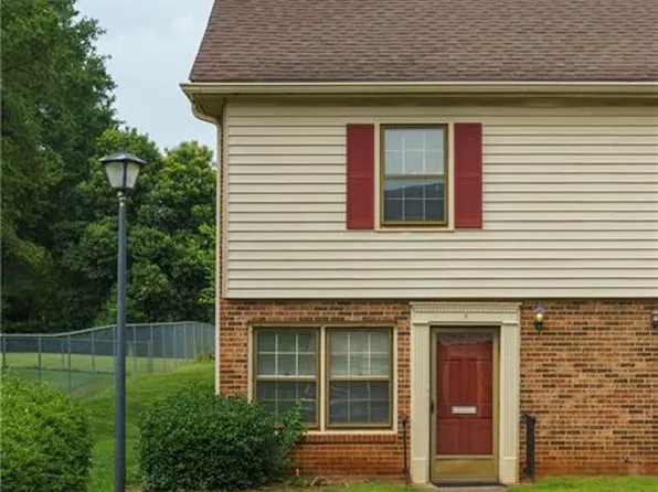 6428 Old Pineville Rd APT A, Charlotte, NC 28217