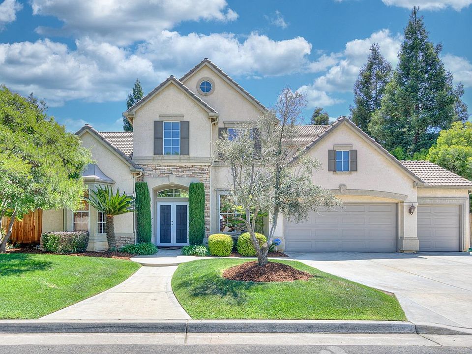 1st image of 2649 E Deyoung Dr