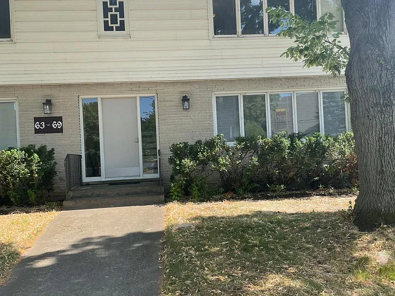 67 W Crystal Lake Ave — Photo 3