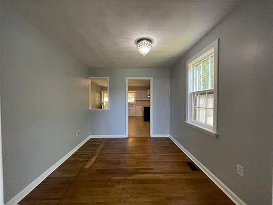 4th image of 606 Rex Ave