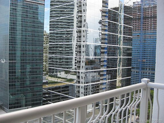 3rd image of 1200 Brickell Bay Dr APT 2321