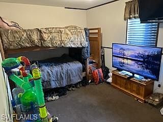 4th image of 1065 W Miller DR