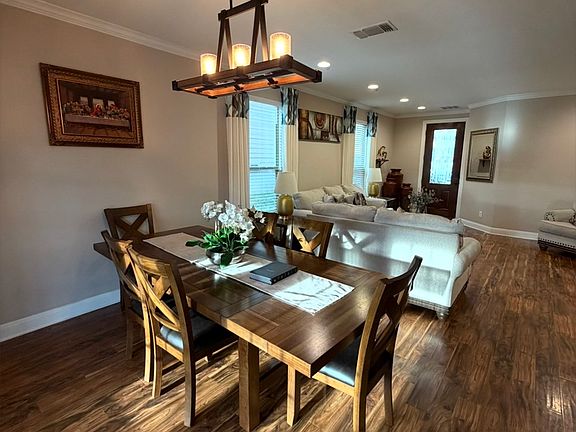 3rd image of 2635 Green Leaf Way