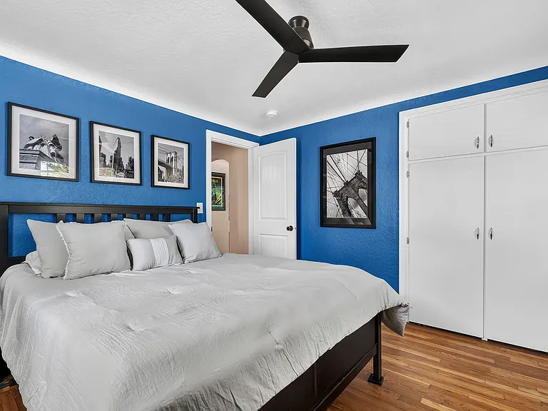 115 N Vinson St — Photo 13