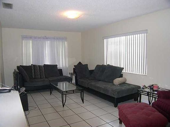 5th image of 730 NW 170th St
