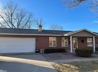 205 S 9th St, Warsaw, IL 62379