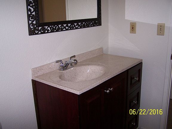 4th image of 73838 S Slope Dr APT B