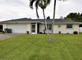 1105 SE 30th Ter, Cape Coral, FL 33904