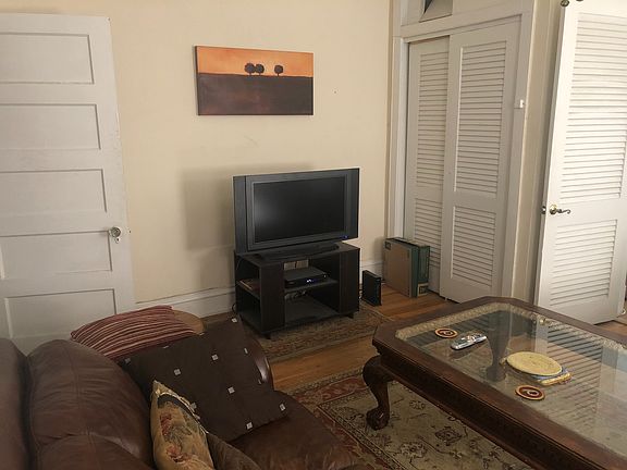 4th image of 2826 Monument Ave APT 5