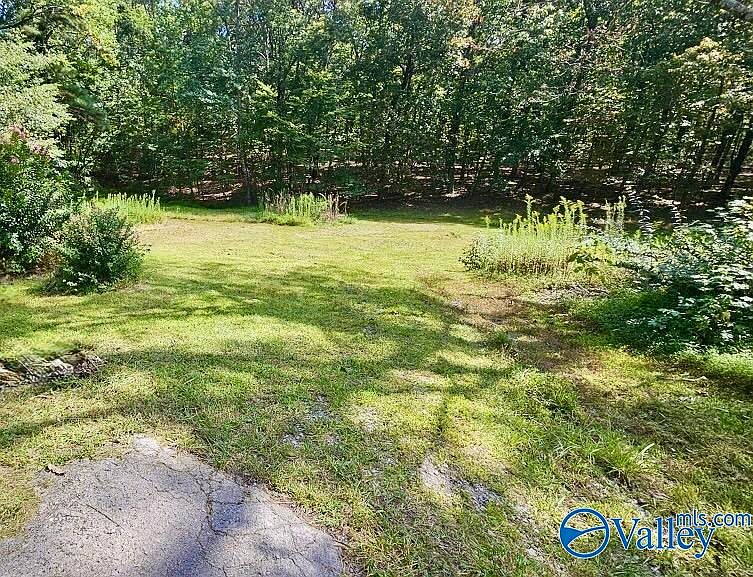1st image of 4207 Chickasaw Dr SE