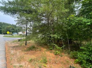 48 Sanford St, Warrensburg, NY 12885