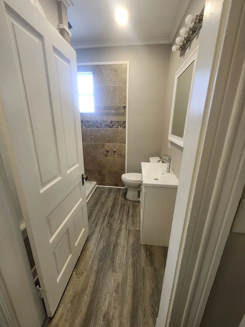 1BR Unit - Freshly Remodeled — Photo 4