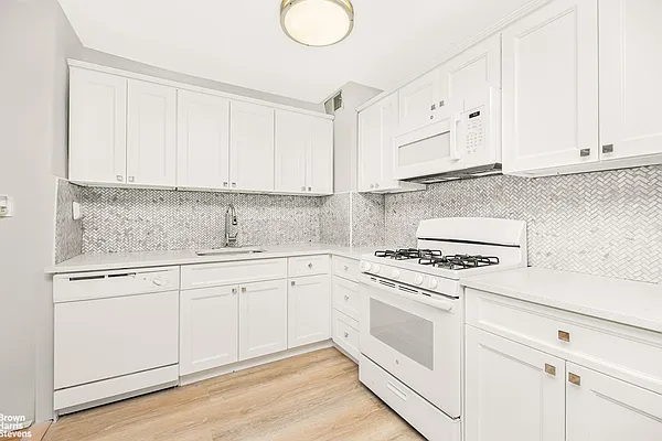 Sold by Brown Harris Stevens | media 3