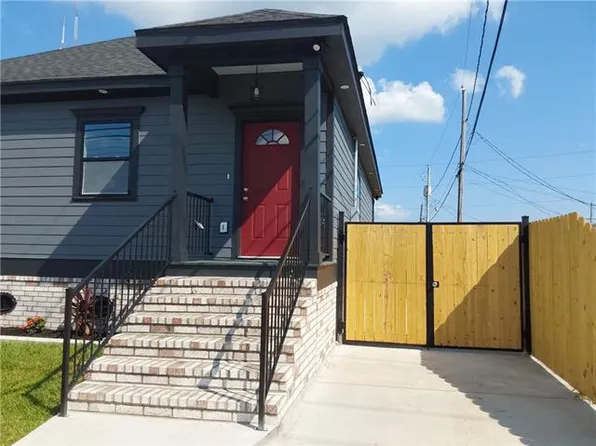 3709 Tournefort St, Chalmette, LA 70043