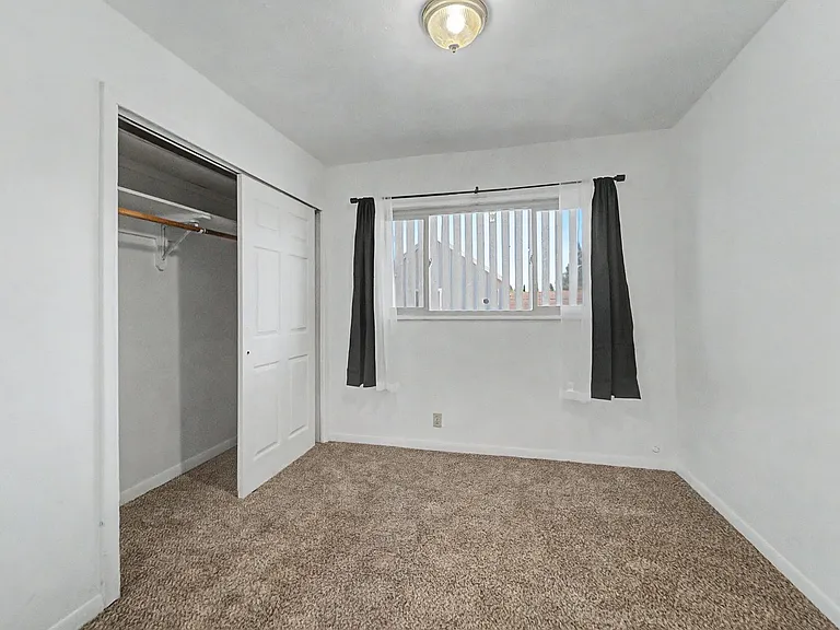 806 H St #1-4 — Photo 10