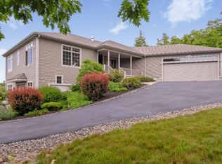 39 Lakewood Dr, Alton Bay, NH 03810