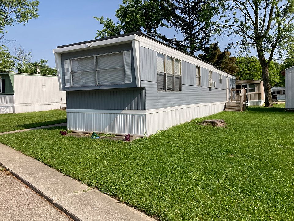 1st image of 832 Cari Dr