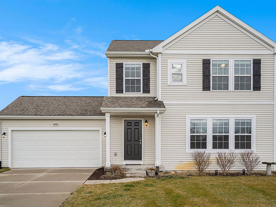 1st image of 32700 Merlot Ave