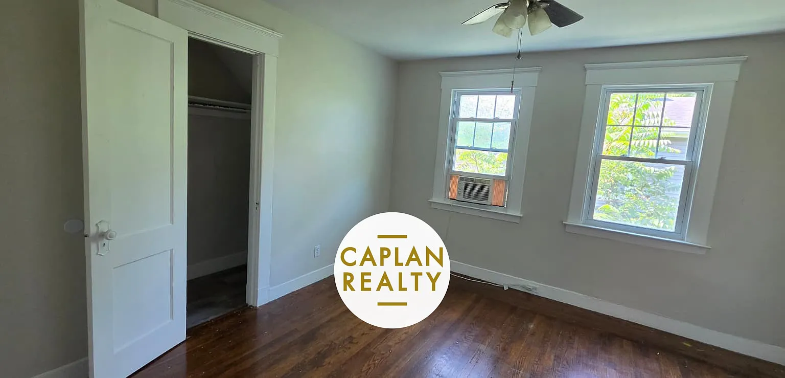 2 bed, 900 sqft, $1,950 — Photo 2