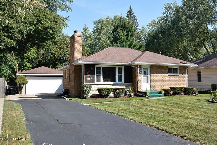 1st image of 207 Dunham Dr
