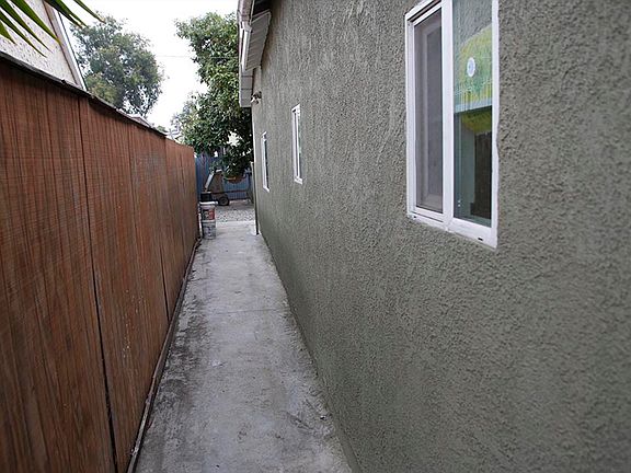 Side New Concrete400N Nestor