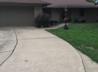 1857 E Cardinal St, Springfield, MO 65804