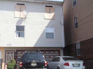 609 E Jersey St, Elizabeth, NJ 07206