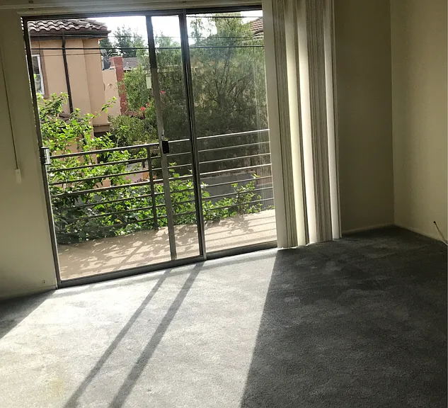Front unit - 1028-B - one bedroom