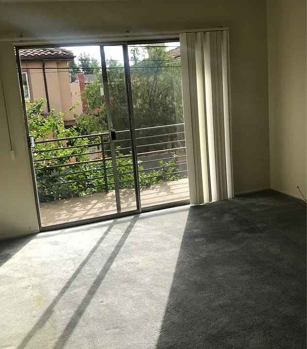 Front unit - 1028-B - one bedroom