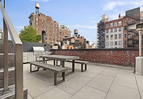 4th image of 5 E 17th St Fl 4
