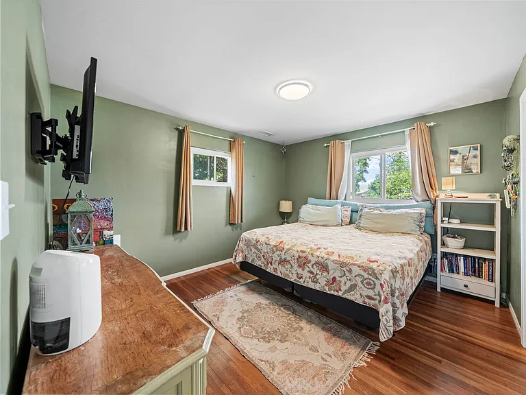 70 Leanna St — Photo 22