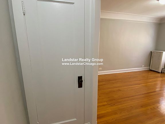 2nd image of 6514 N Glenwood Ave APT 1W